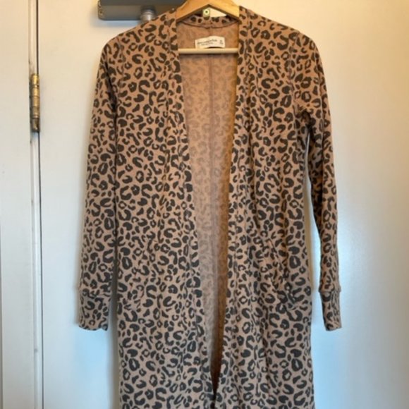 Abercrombie | Leopard Cardigan - Picture 1 of 3